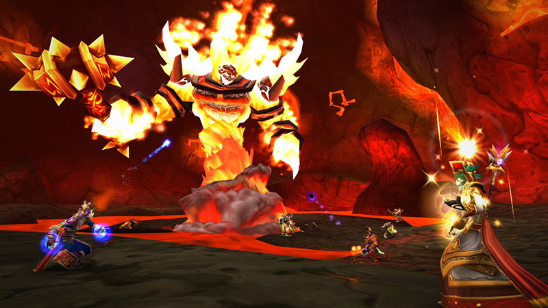 Raid boss fight in Molten Core